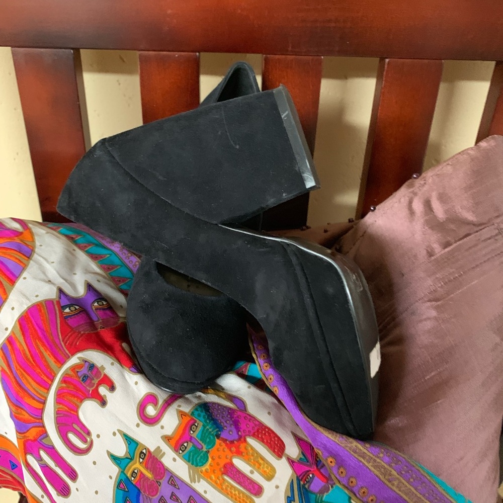Wedges - Picture 5 of 8